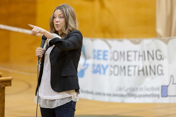 Candace Carnahan a fait passer son message de sécurité au travail à plus de 6 000 élèves néo‑brunswickois cet automne.